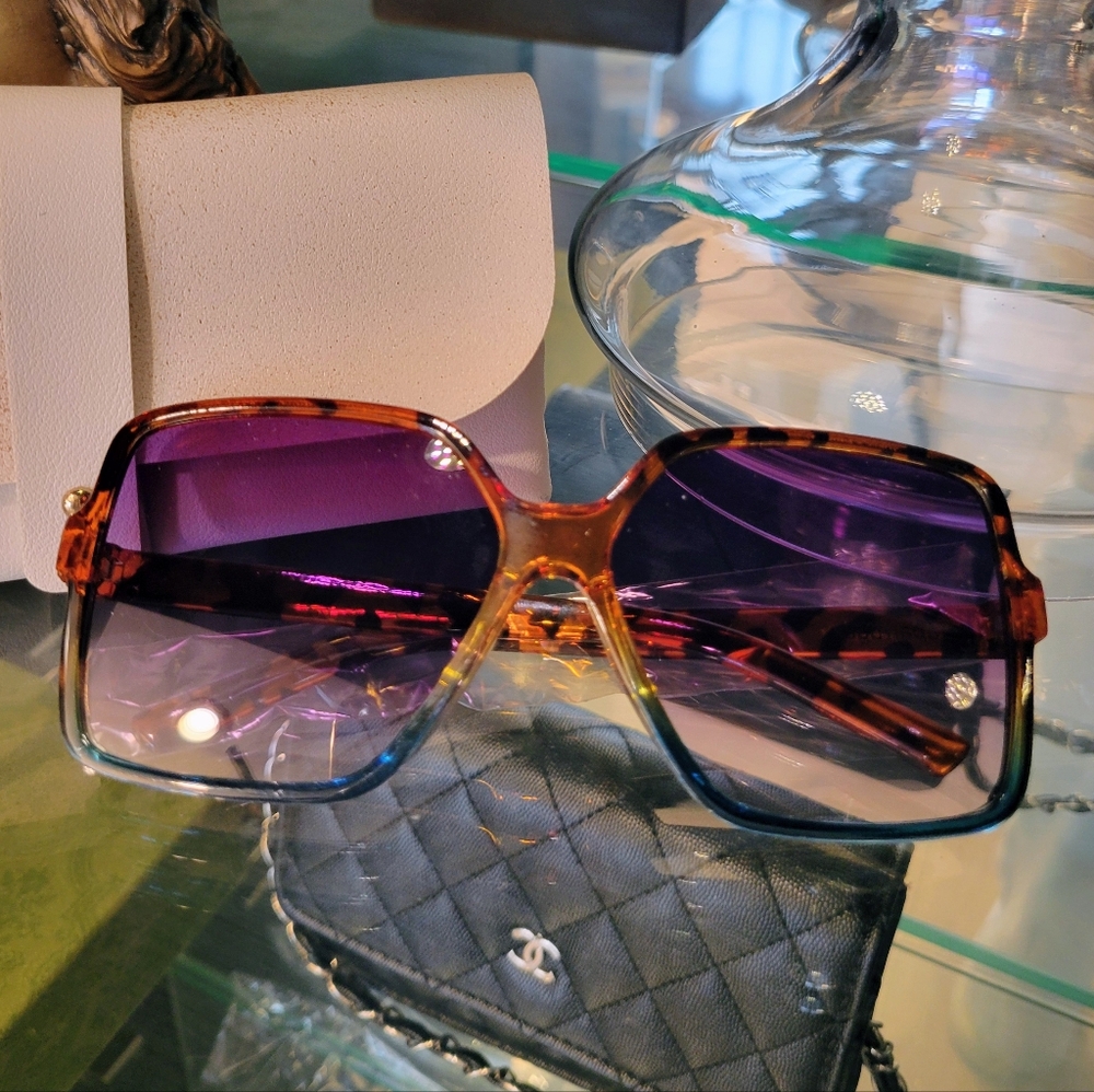 FABULOUS Ultra-Chic Oversized “Taparrugas” Sunglasses – by GBY ✨